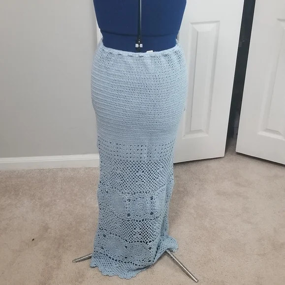 Spell and the Gypsy Collective Let the Sunshine In Crochet Skirt Blue NWT Sz M - Picture 5 of 6